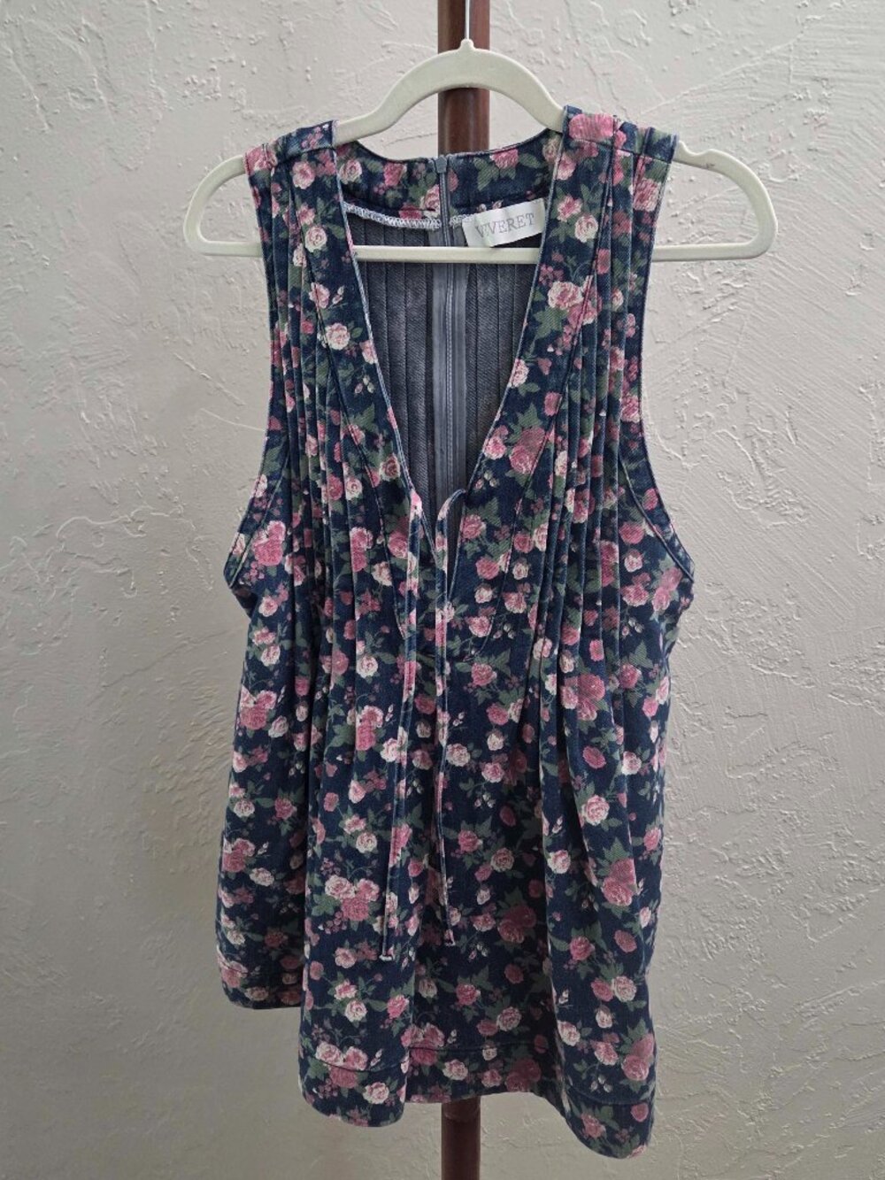 R5. Women's‎ Floral Print Denim Romper